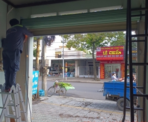 LẮP ĐẶT CỬA 4