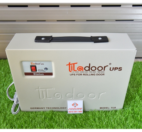Bình lưu điện Titadoor TU10